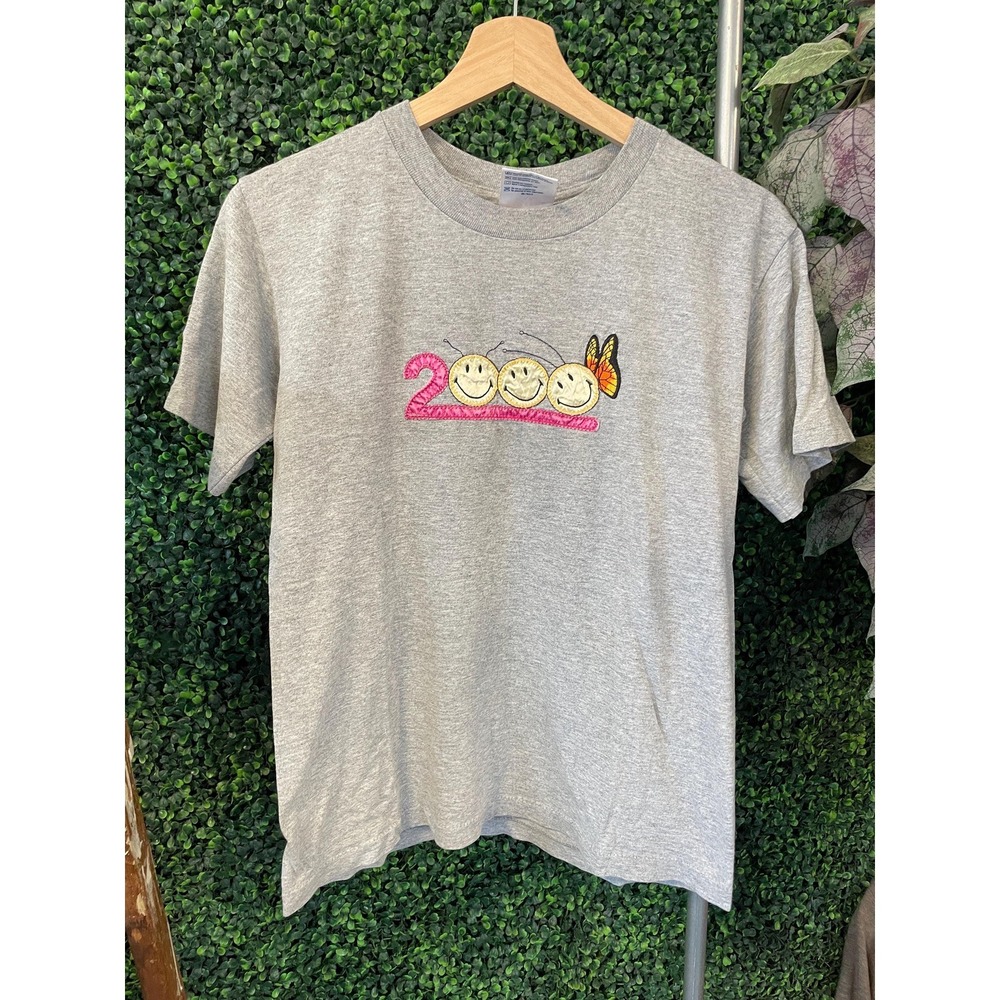 vtg y2k CUTE YEAR BUTTERFLY Tshirt medium // baby tee womens skater coastal surf